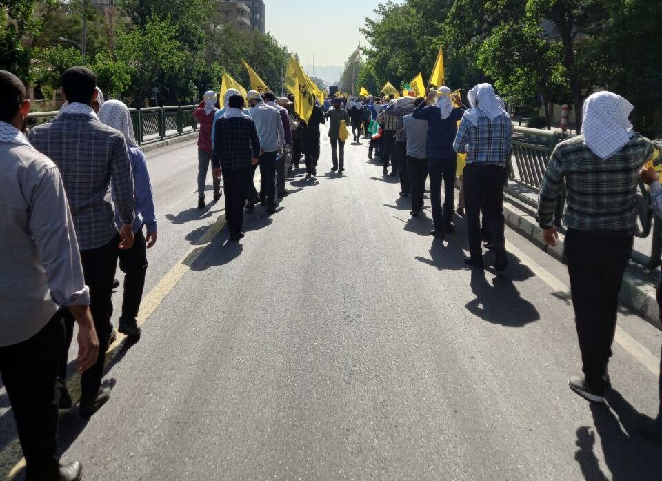 پیاده‌روی دانشجویان سراسر کشور از دانشگاه تهران تا حرم امام خمینی(ره)