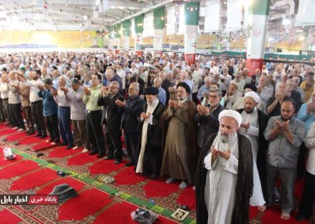 برپایی نمازجمعه بابل به امامت حجت الاسلام روحانی امام جمعه بابل