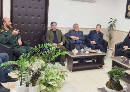 دیدار شهردار و اعضای شورای اسلامی شهر بابل با فرمانده سپاه شهرستان به مناسبت هفته بسیج