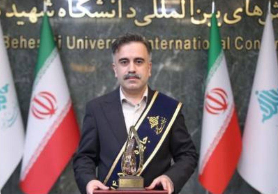 استاد دانشگاه صنعتی نوشیرانی بابل، برنده جایزه البرز (جایزه نوبل ایرانی) شد