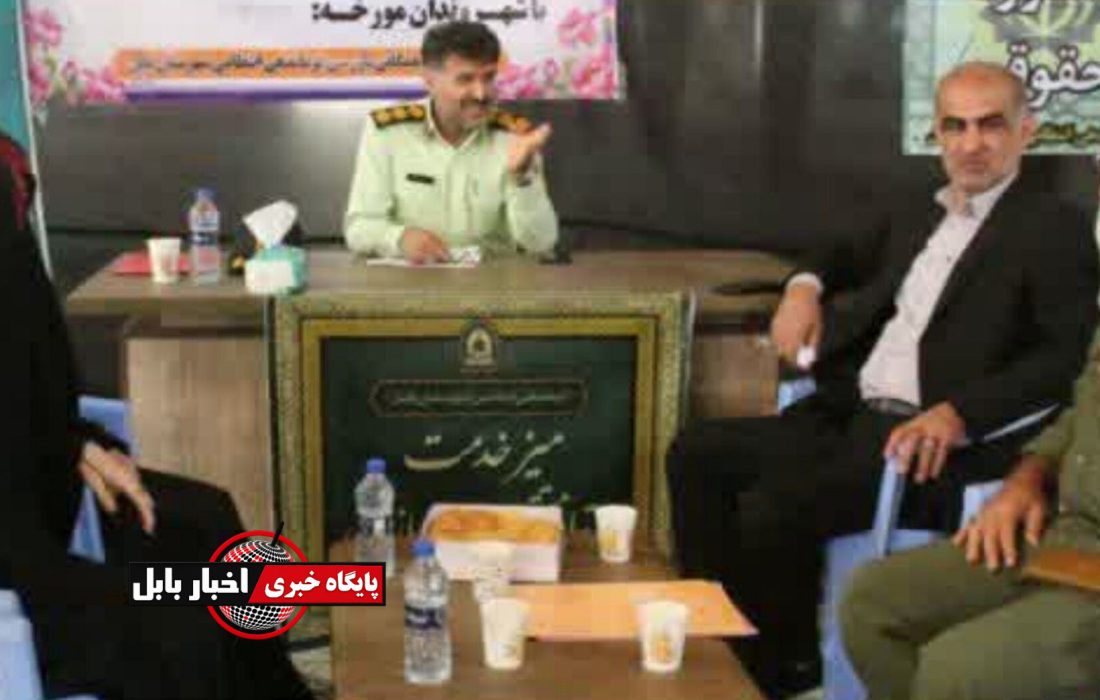 نمایش دستاوردها و میز خدمت پلیس بابل در مصلی بزرگ نمازجمعه