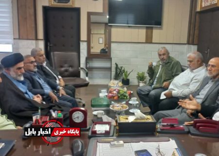 دیدار اعضای هیات رزمندگان اسلام بابل با فرمانده و رئیس عقیدتی-سیاسی انتظامی